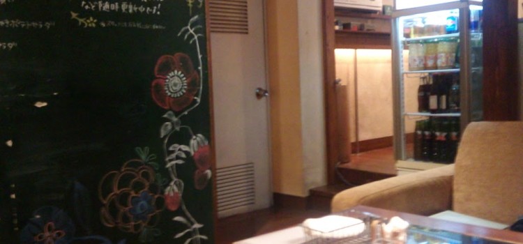 R base cafe にて